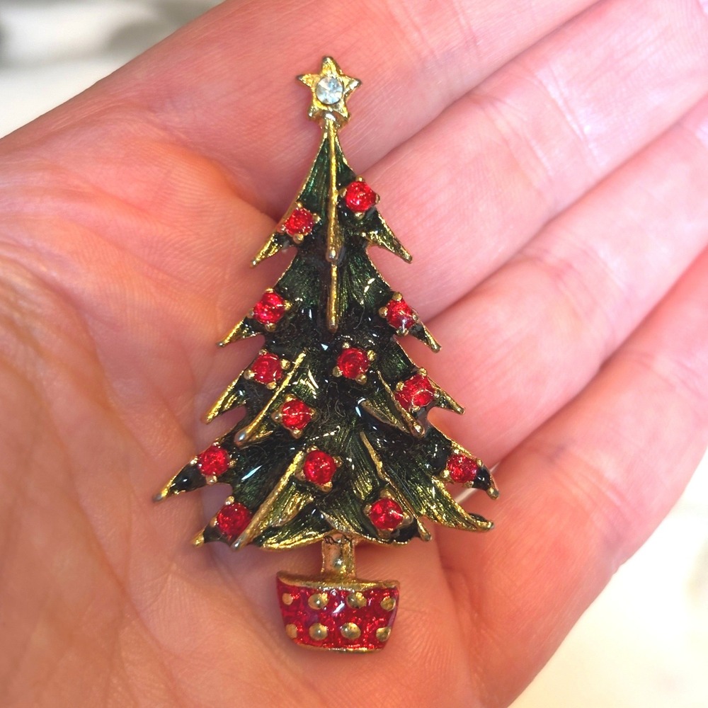 Gerry's Creations Vintage Green Red Enamel Christmas Tree Brooch Pin